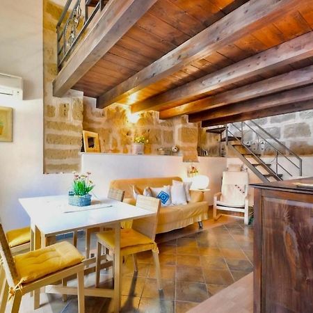 Alghero Old Town Apartment Steps To Sea And Scenic Ramparts Extérieur photo