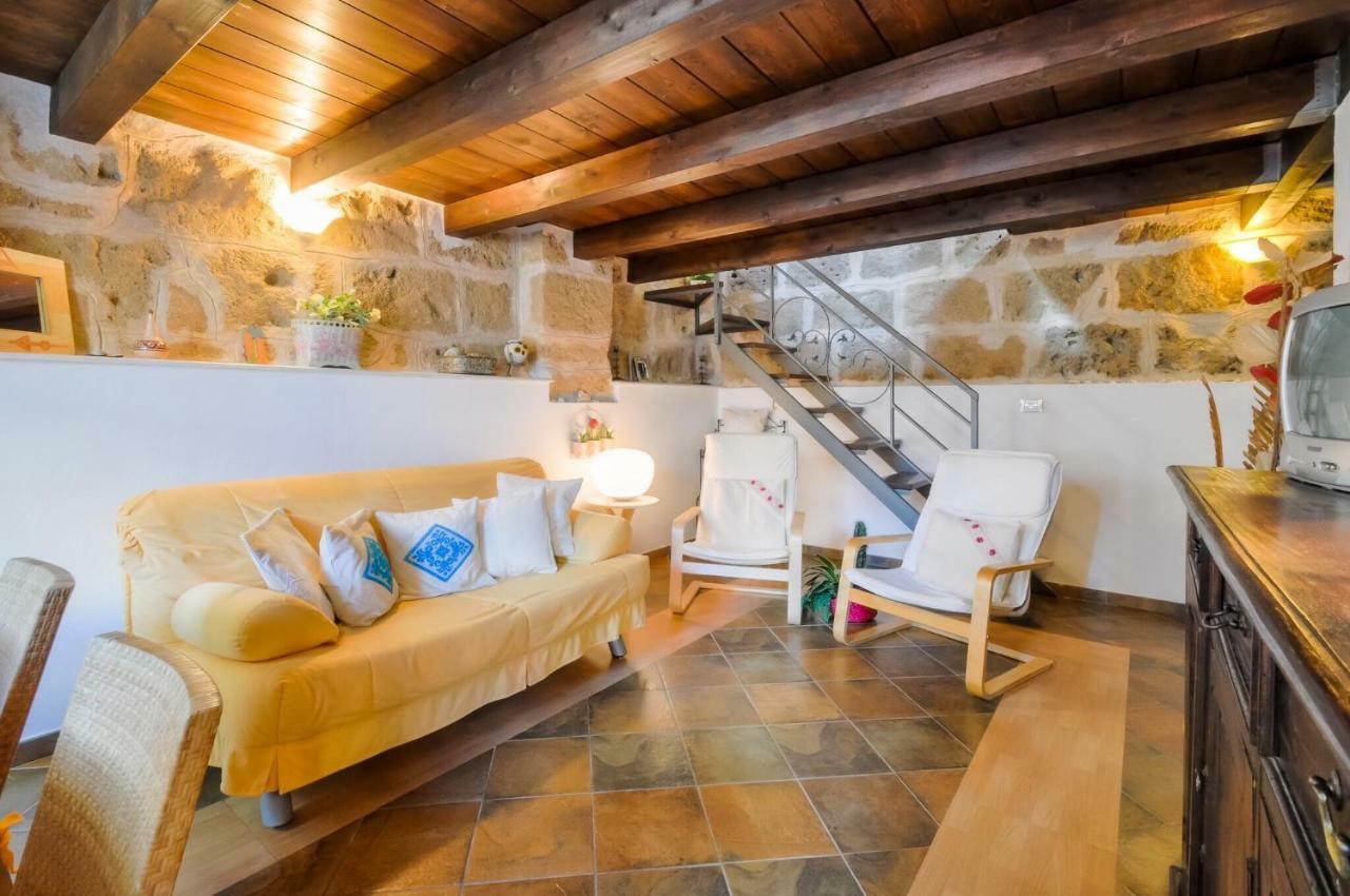 Alghero Old Town Apartment Steps To Sea And Scenic Ramparts Extérieur photo