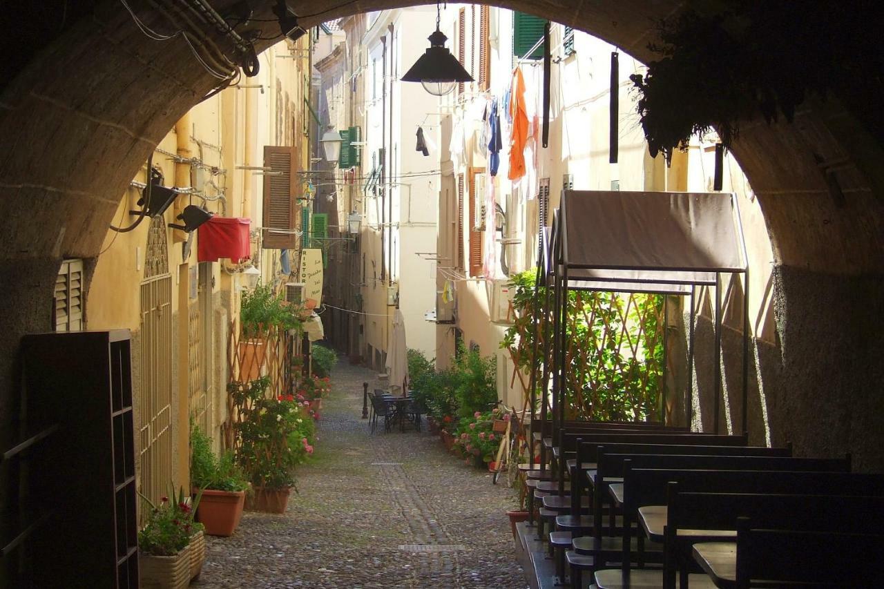 Alghero Old Town Apartment Steps To Sea And Scenic Ramparts Extérieur photo